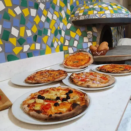 ホテル Morobello 3*