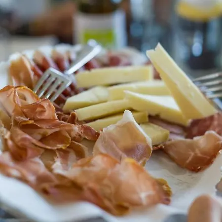 Morobello فندق San Marcello (Ancona)