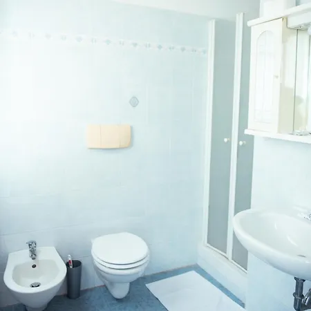 Morobello فندق 3*