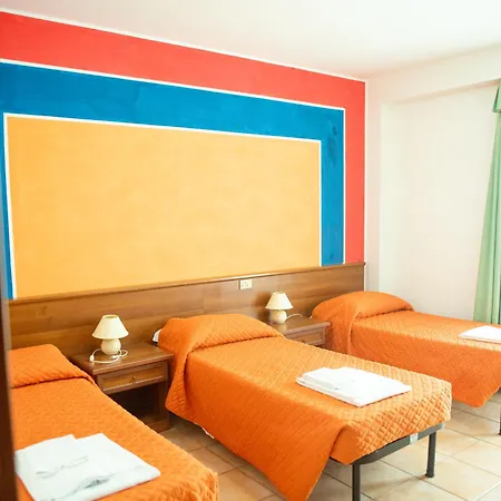 Hotell Morobello 3*