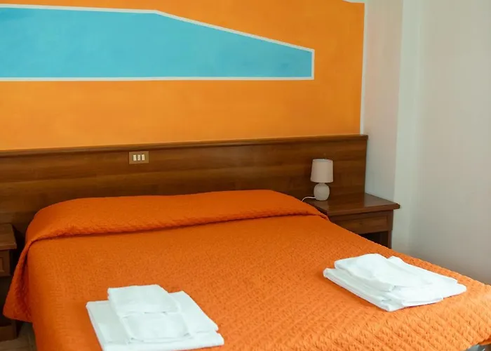 莫罗贝洛酒店 3*